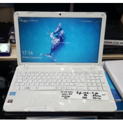 Toshiba Satallite Beyaz Laptop - Yağmur Spot