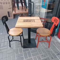 Ahşap Kare Masa ve Metal Sandalye Takımı – 15 Takım | Öztürk Mobilya